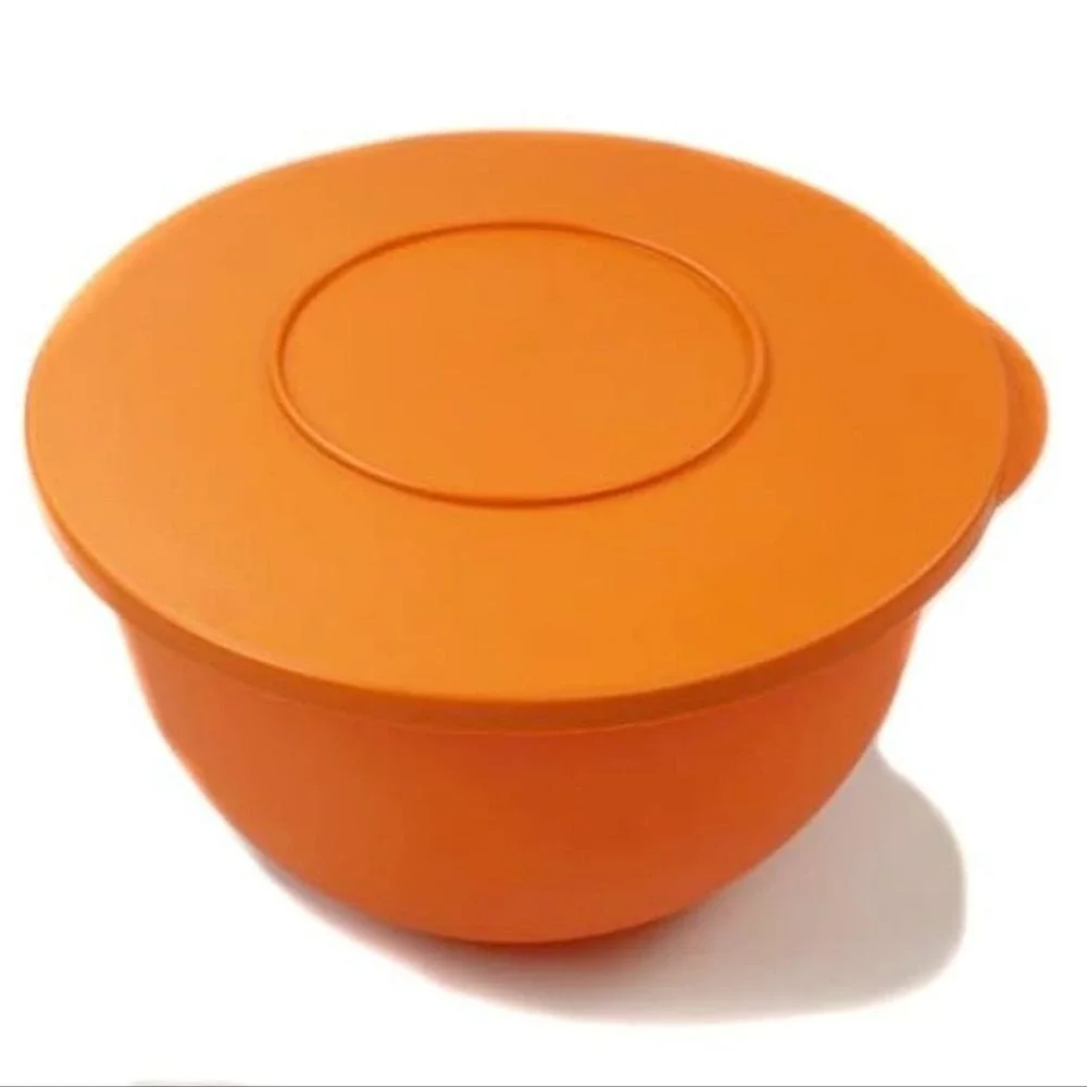 Tupperware Impressions Classic Bowl- 18 Cups